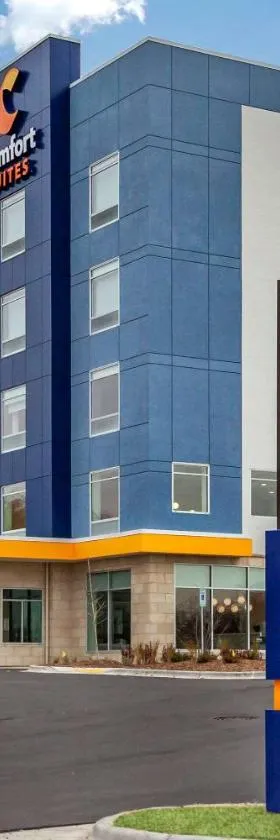 Comfort Suites Cottage Grove-Madison，位于Cottage Grove的酒店