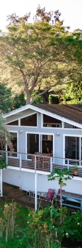 Waipio Glass House，位于Kukuihaele的酒店