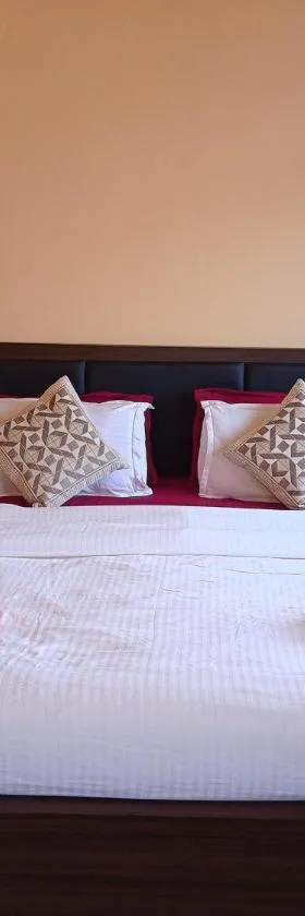 Jas Guest House，位于Mobor Goa的酒店