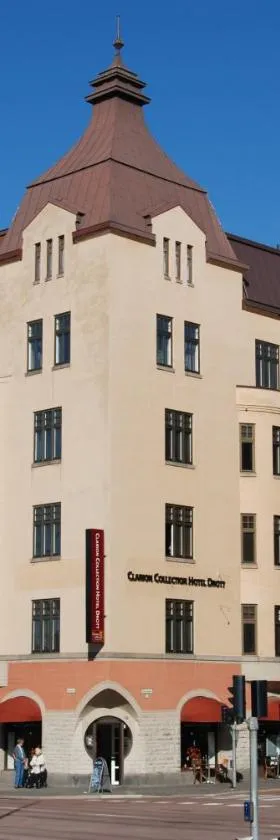 Home Hotel Drott，位于卡尔斯塔德的酒店