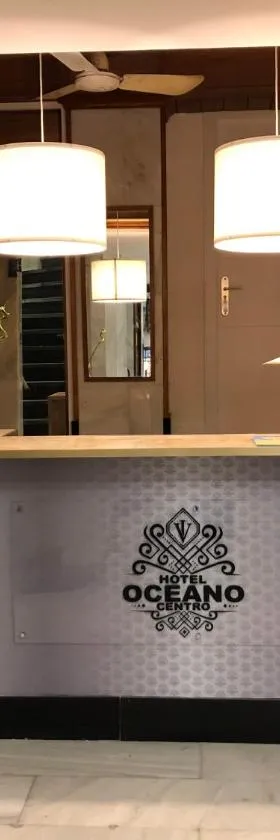 Hotel Océano Centro，位于圣克鲁斯-德特内里费的酒店