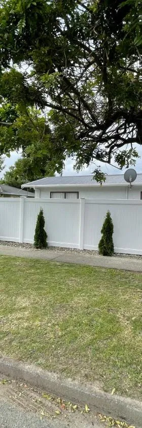 Modern studio apartment，位于莫图伊卡的酒店