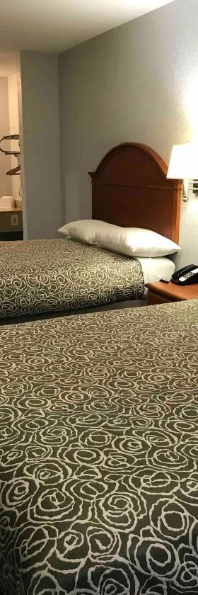Walnut Inn - Checotah，位于舍科塔的酒店