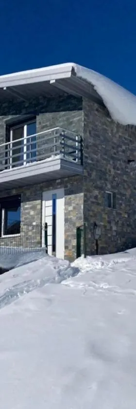 Villa 80 Kodra e Diellit，位于泰托沃的酒店