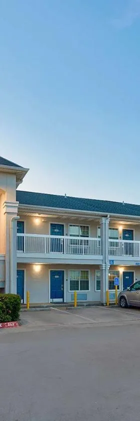 Studio 6-North Richland Hills, TX - Fort Worth，位于北里奇兰希尔斯的酒店