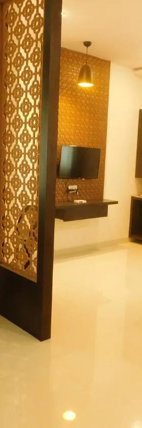 Hotel Neem Tree，位于舍地的酒店