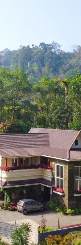 Flower Valley Plantation Homestay，位于蒙纳的酒店