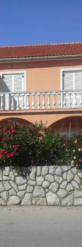 Apartments Matić，位于奥米沙利的酒店