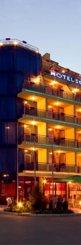 Petar and Pavel Hotel & Relax Center，位于帕莫瑞的酒店