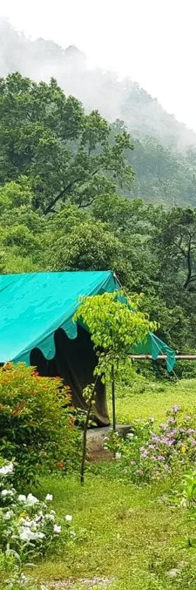 The Raajas - Camp & Resorts，位于瑞诗凯诗的酒店