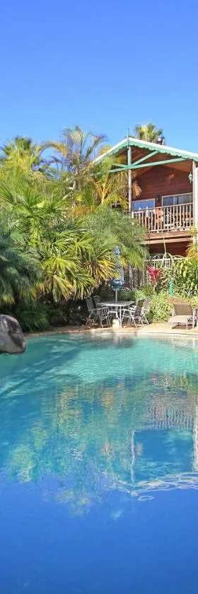 Oasis Inn Ulladulla - Welcoming Guests 18 Years and Older，位于阿勒达拉的酒店