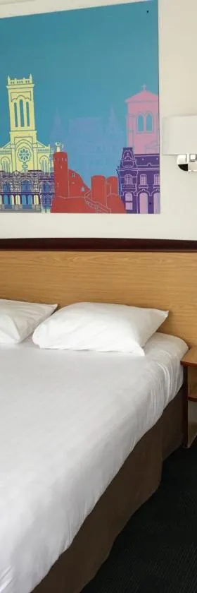 Kyriad Direct Marseille Ouest - Martigues，位于马蒂格的酒店