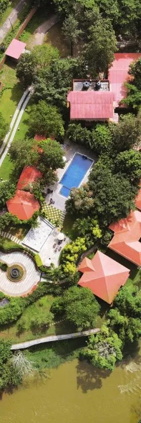 Regenta Jungle Resort Kabini Springs，位于Begūr的酒店