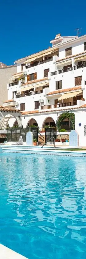 Apartamentos Arcos I Casa Azahar，位于阿尔考斯布里的酒店