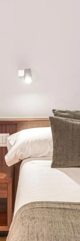 Hotel Emporda，位于菲格拉斯的酒店