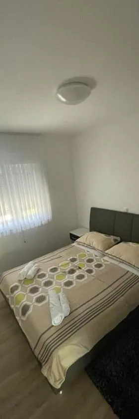 Apartman Dorotea，位于扎顿的酒店