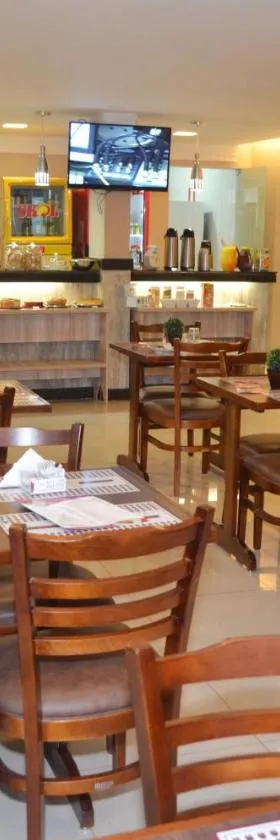 Hotel Grande Minas，位于韦斯帕夏诺的酒店