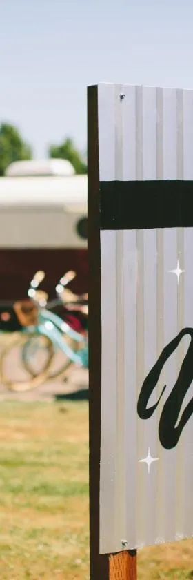 复古拖车假日公园，位于Dayton的酒店