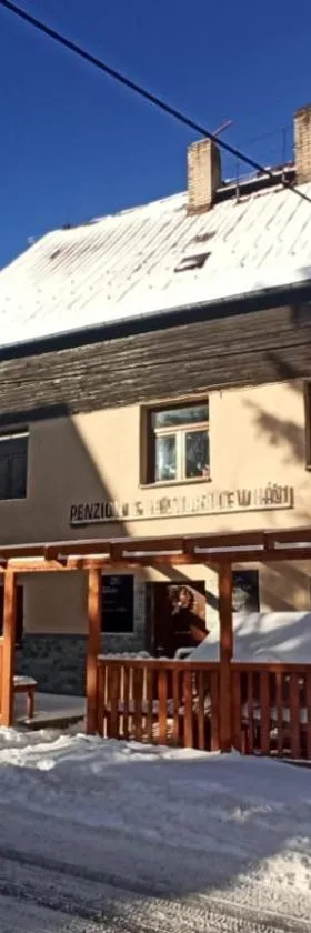 Penzion a restaurace V Háji，位于卢捷纳普德克利诺夫琴的酒店