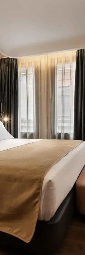 Áurea Palacio de Correos by Eurostars Hotel Company，位于洛格罗尼奥的酒店
