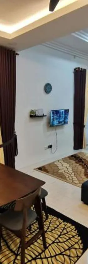 Nawra Homestay Besut - Free Wifi，位于Kampung Raja的酒店