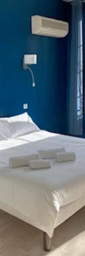 Relais des Iles chambres d'hôtes，位于阿让的酒店
