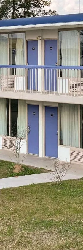 Motel 6 Marianna, FL，位于玛丽安娜的酒店