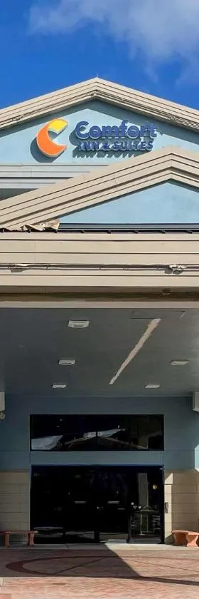 Comfort Inn & Suites Sarasota I75，位于萨拉索塔的酒店