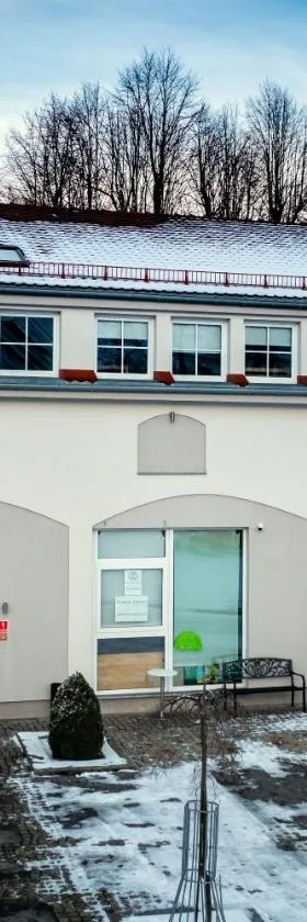 Hostel Browar Jedlinka，位于耶德利纳-兹德鲁伊的酒店