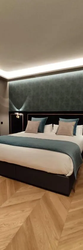IBIZA ROOMs，位于洛格罗尼奥的酒店