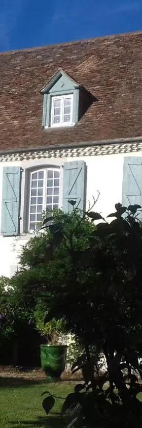 Maison de l Évêque d'Ozenx，位于Ozenx的酒店