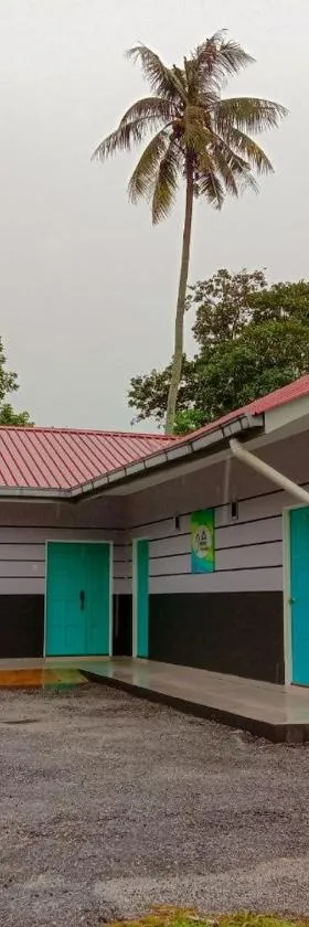 德莫波民宿，位于Kampong Merbok的酒店