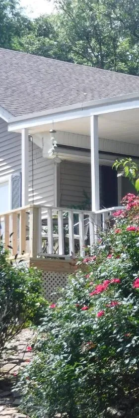 Serenityhill bed and breakfast，位于Brownsville的酒店
