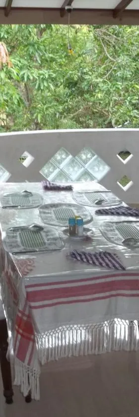 Anura Home Stay，位于卡卢特勒的酒店