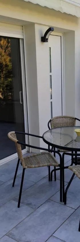 la pinède，位于佩梅纳德的酒店