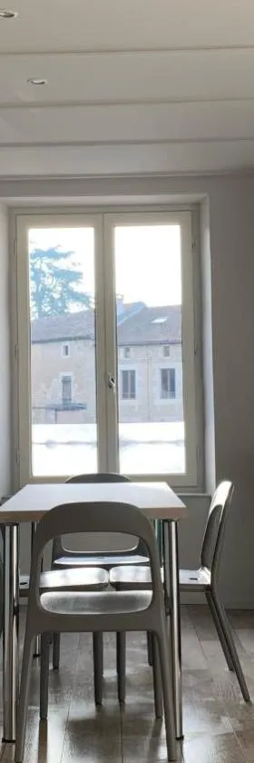 La Source，位于Saint-Martin-lʼArs的酒店