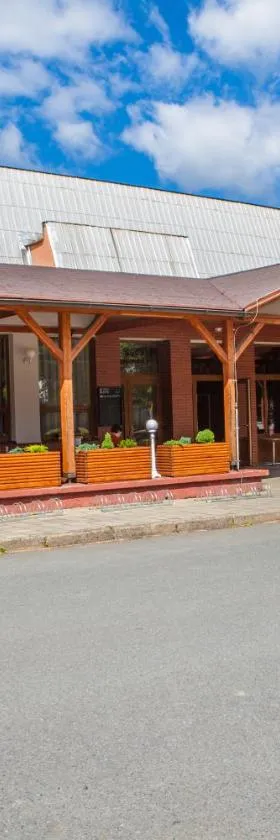 Lidový dům Halenkov，位于Halenkov的酒店