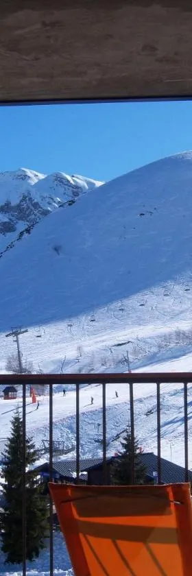 Charmant appartement à Gouaux-de-Larboust avec vue montagne，位于格拉德布斯特的酒店