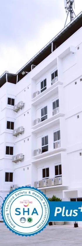 Thewhitehotel BY Charoensri - SHA Extra Plus，位于乌隆他尼的酒店