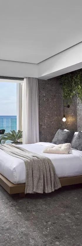 Dyo Suites，位于罗希姆诺的酒店