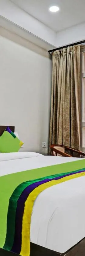 Treebo Kamron Regency Sector 80，位于Mohali的酒店
