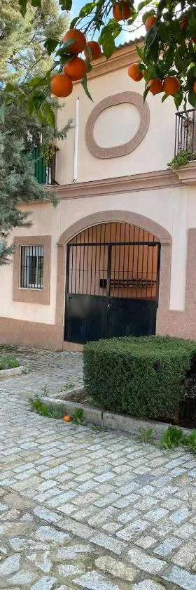Sevilla. Gerena Casa Rural para familia o profesionales，位于Gerena的酒店
