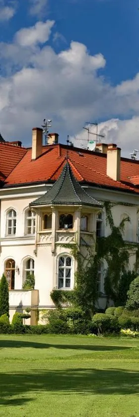 Pałac Brzeźno Spa & Golf，位于Oborniki Śląskie的酒店