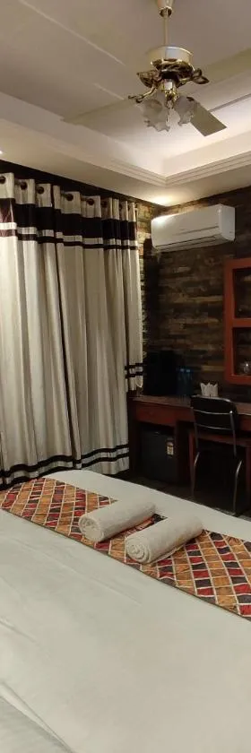 Stay @ 203，位于诺伊达的酒店