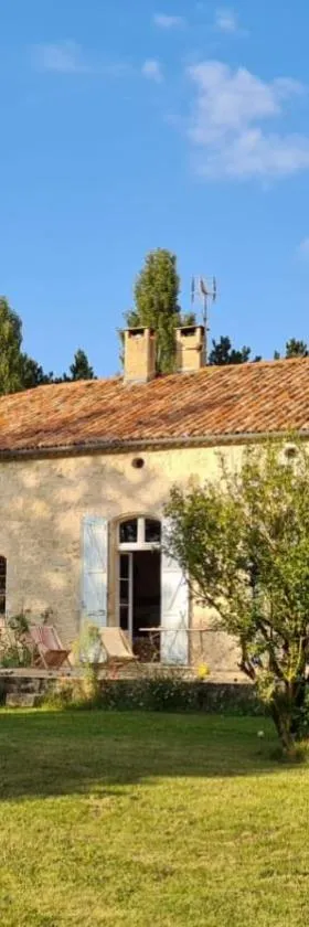 La Chartreuse，位于Larroque-Engalin的酒店