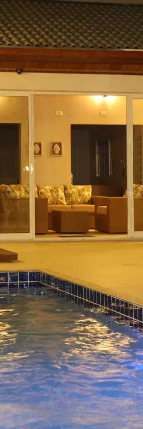 Hotel Água Viva - Cachoeira Paulista - SP - Próximo a Canção Nova，位于卡舒埃拉保利斯塔的酒店