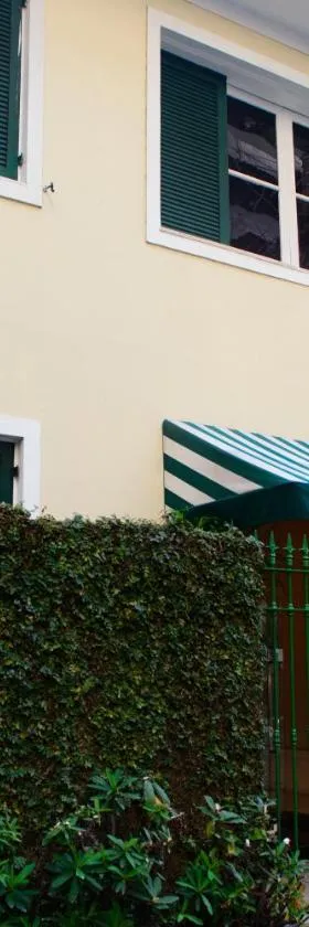 Hotel Petit Village Icaraí，位于尼泰罗伊的酒店