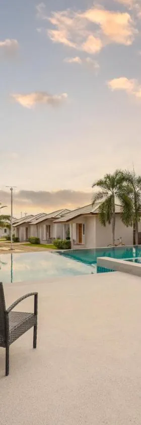 AKARD Private Villas Sattahip，位于梭桃邑的酒店