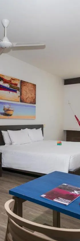 Pop Art Hotel CLC Mamonal Cartagena，位于卡塔赫纳的酒店