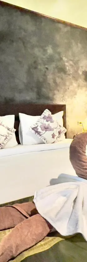 Khao Sok Green Valley Resort - SHA Certified，位于考索的酒店
